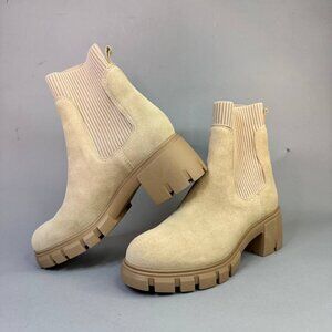 Steve Madden Hayle Chelsea Boots Women’s Size 8.5 Sand Suede Leather Cream Casua